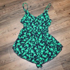 😊 Olivaceous Floral Blue Green Scallop Hem Romper